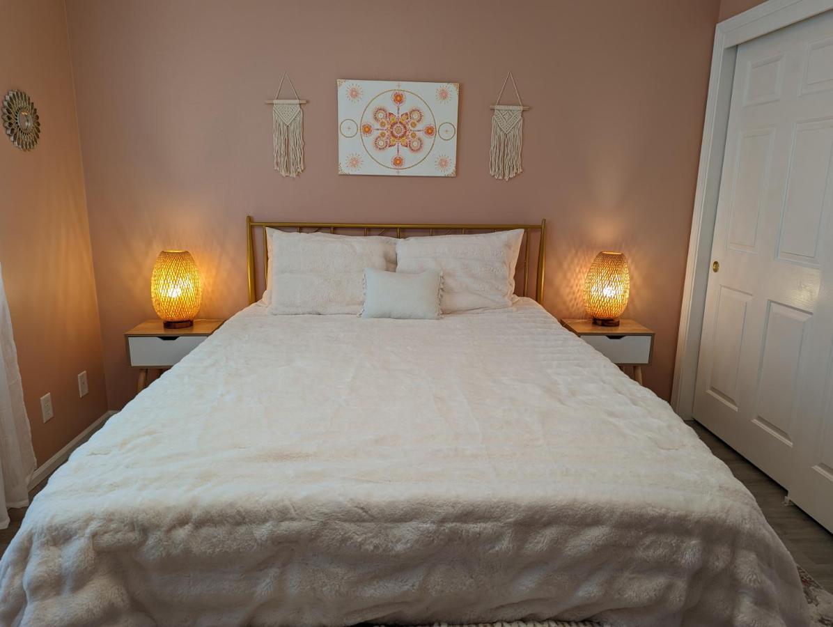 Contemporary 2-Bedroom Close To Downtown, Dining 尤金 外观 照片